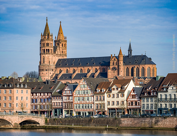 Worms- Adobe Firefly KI-generiert